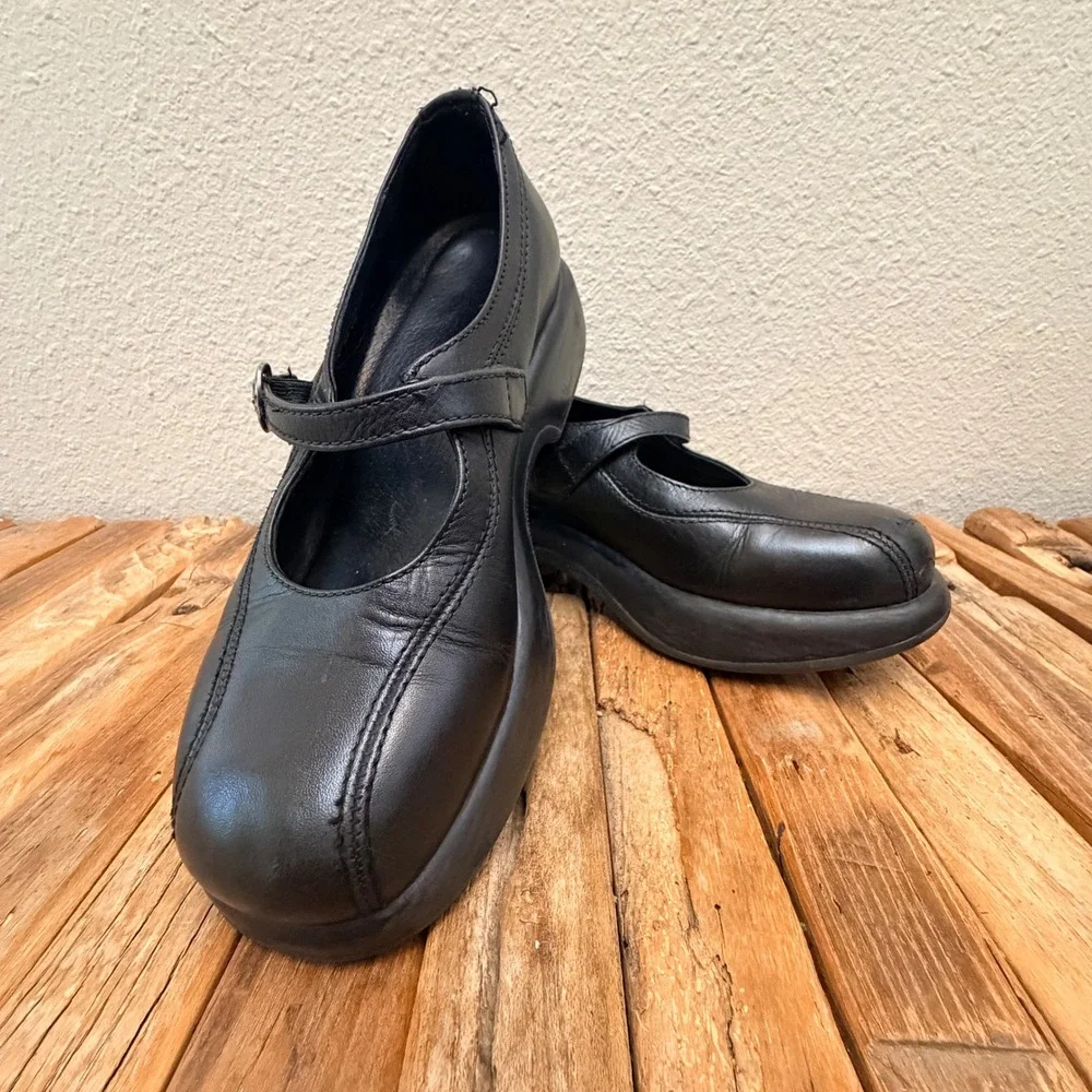 Dansko Black Leather Mary Jane Platform Shoes Women Size 7